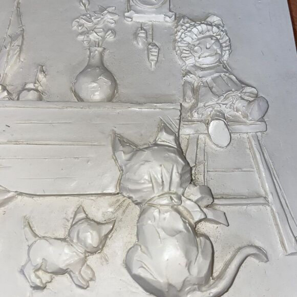 Vintage 1970s Joseph Zutz Resin Frieze Art "Love Letter" Girl w/ Cat Wall Plaque - Picture 4 of 4